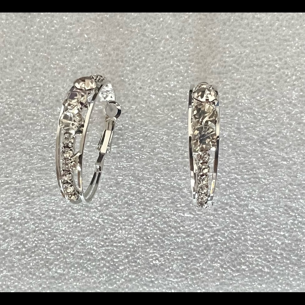 Beautiful earring for women
